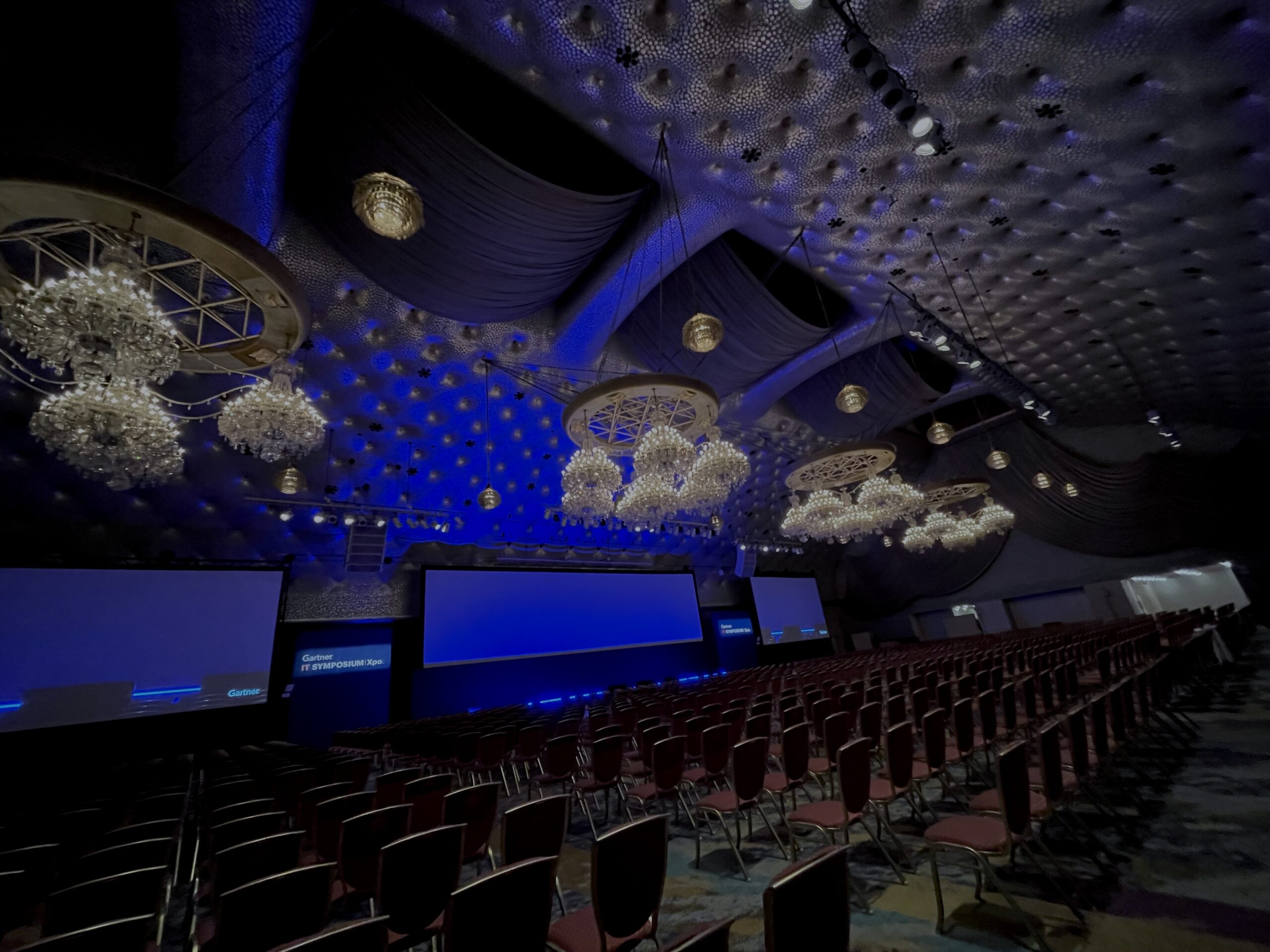 grand-prince-shintakanawa-hotel-hiten-hall